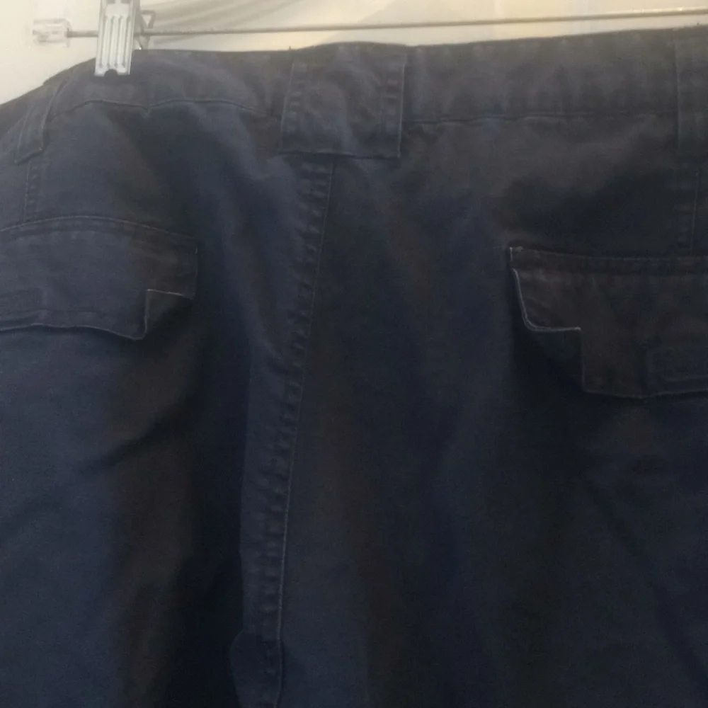 FINAL MARKDOWN Men’s St. John’s Bay Shorts 42
